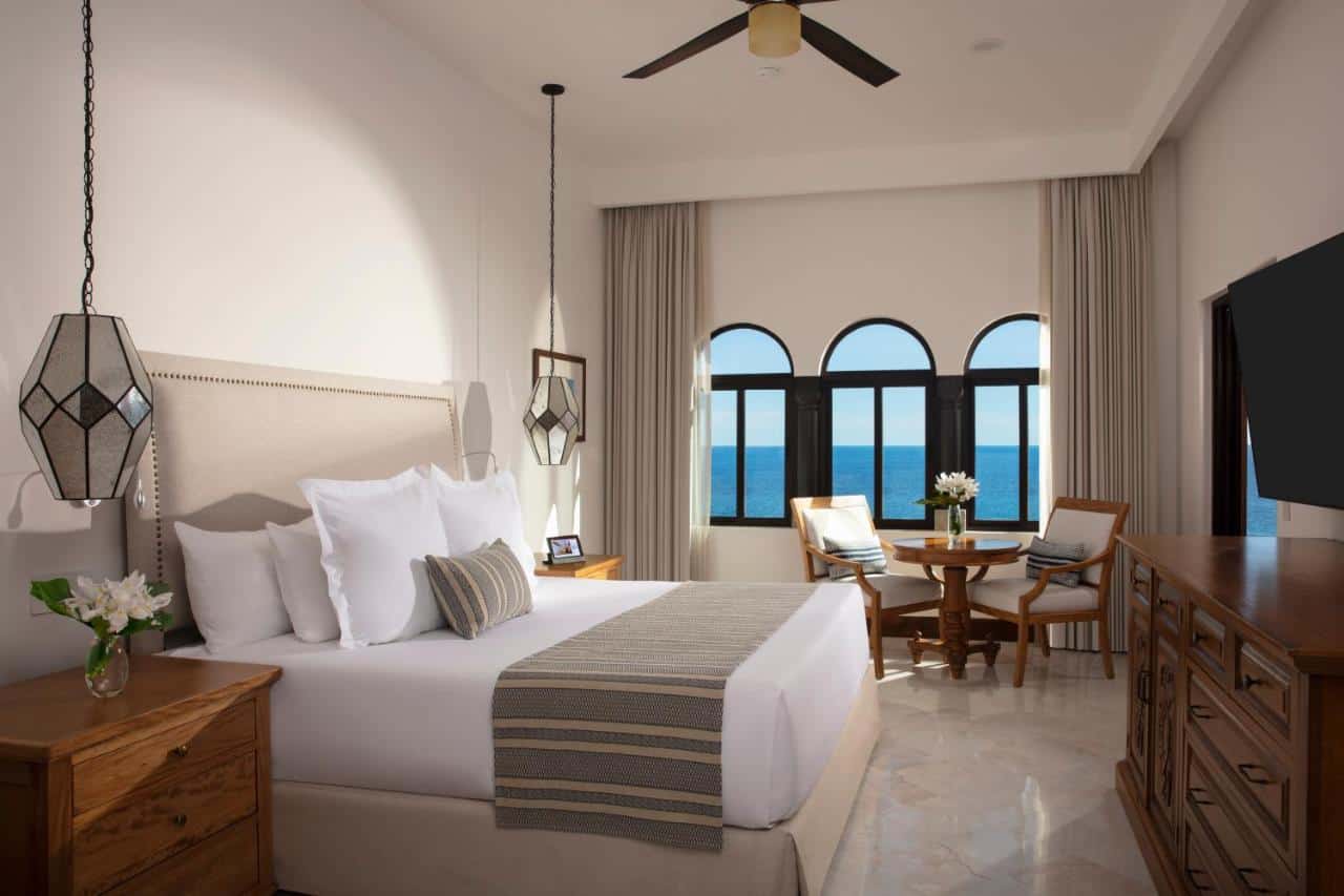 Casa del Mar Golf Resort room