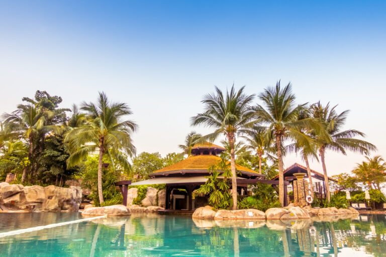 Best Resorts In Cabo For Singles and Thrilling Adventures! resorts in cabu for single