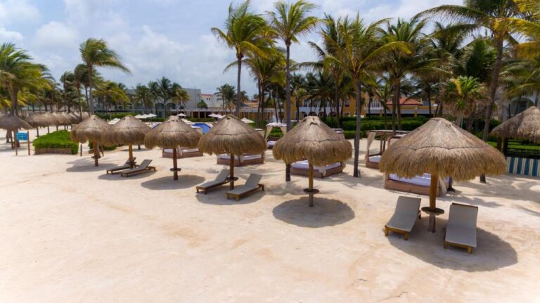tulum hotel on the beach